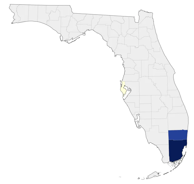Chestnut-fronted Macaw county map