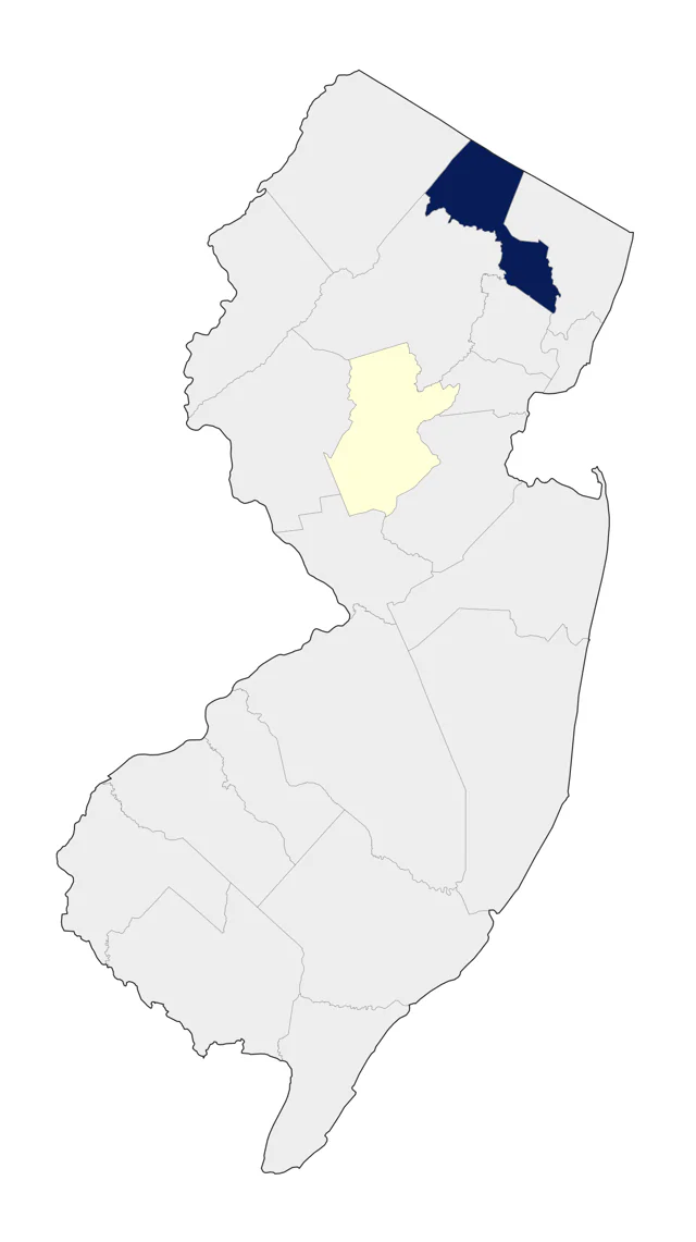 Rosy-faced Lovebird county map